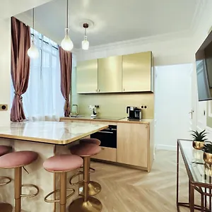 Merveil - Luxury - Marais - Charlot Paris