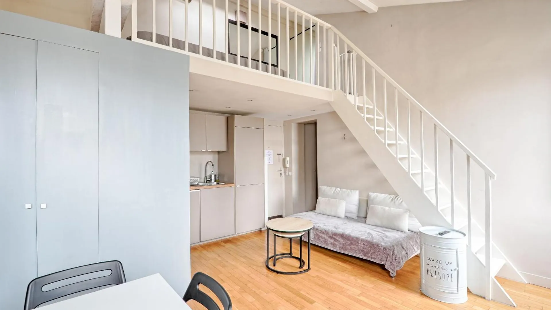 St Dom Face - Vue Tour Eiffel Apartment Paris France